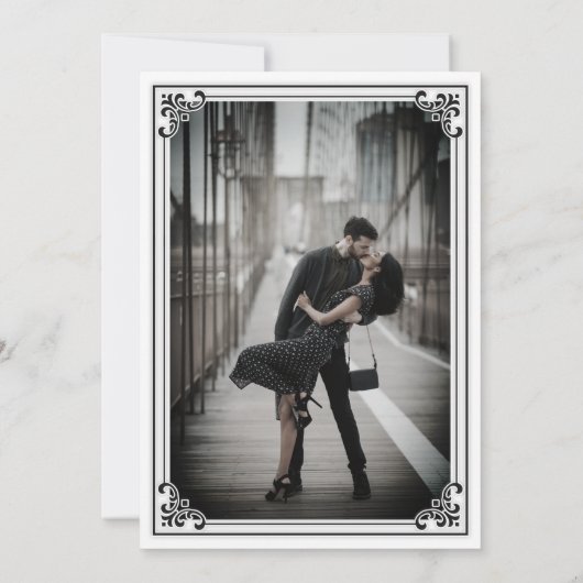 Elegante Eenvoudige Zwarte en Witte Bruiloft Kaart (Achterkant)