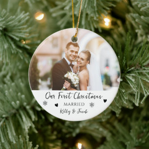 Elegante Eerste Kerstmis Getrouwd Kerstbal Keramisch Ornament