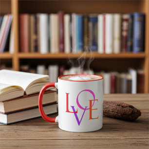 Elegante en Schattigee kleurrijke "LOVE" typografi Mok