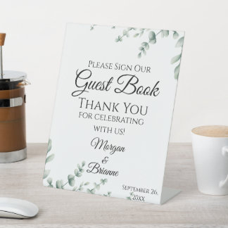 Elegante eucalyptus groene trouwdag reclamebord met voetstuk