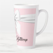 Elegante Fancy Tiffany Verjaardag Monogram Roze Latte Mok (Rechts)
