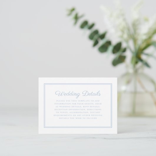 Elegante formele poeder blauw script bruiloft deta informatiekaartje (Staand voorkant)