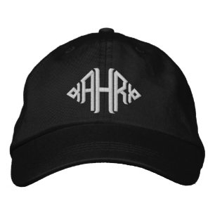 Elegante Geborduurde Hoed met Monogram Pet