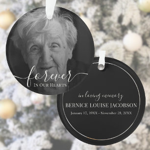 Elegante gefotografeerde gepersonaliseerde herinne ornament