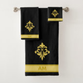 Elegante Gouden Bloem, Monogram & Streep op Zwart Bad Handdoek (Insitu)