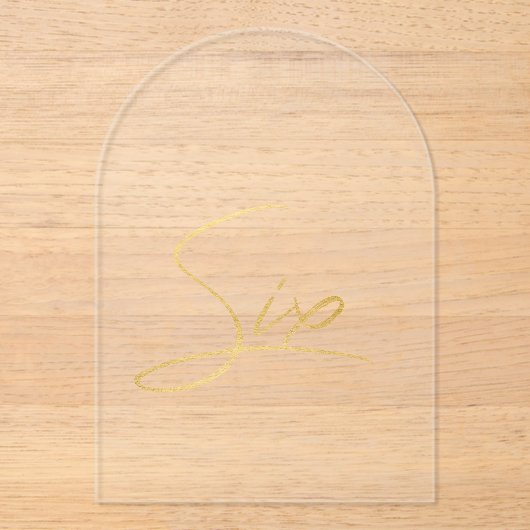 Elegante gouden faux Folie Arch Acryl Tafelnummer Acryl Uitnodigingen (Voorkant)