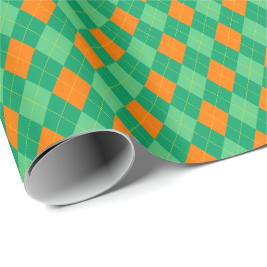 Elegante groene en Oranje Argyle St Patrick's Day Cadeaupapier (Rol Hoek)
