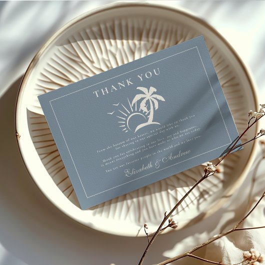 Elegante hand getrokken palmboom bruiloft bedankkaart