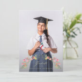 Elegante High School Bloemenboog 2 foto Afstudeerd Aankondiging (Staand voorkant)