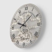 Élégante horloge de 30e Mariage Pearl (Angle)