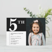 Elégante invitation 5e anniversaire Black Chic Pho (Debout devant)