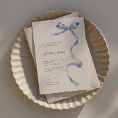 Elégante invitation baby shower avec ruban bleu
