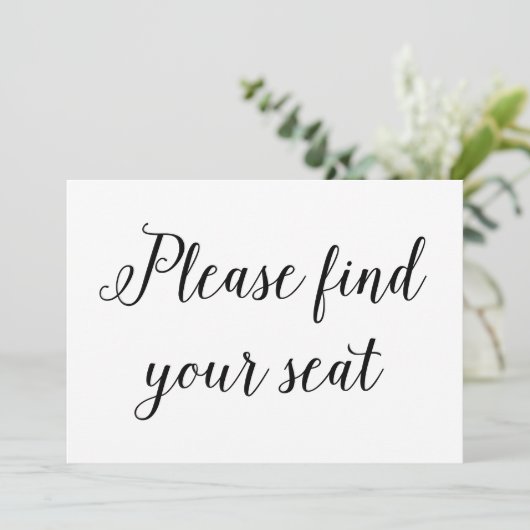 Elegante kalligrafie bruiloft vindt u uw plaats kaart (Staand voorkant)