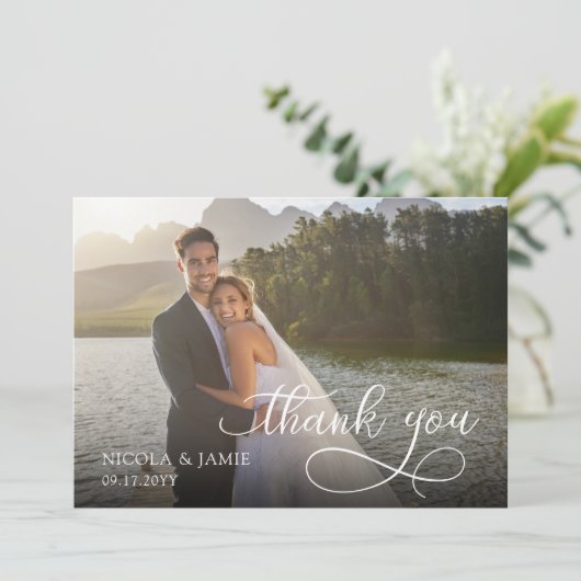 Elegante kalligrafie overlay moderne 2 bruiloft fo bedankkaart (Staand voorkant)