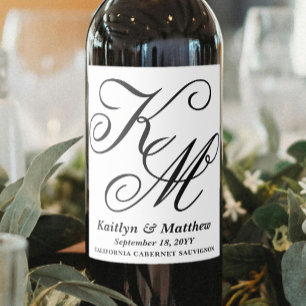 Elegante kalligrafie script Monogrammed Wedding Wijn Etiket