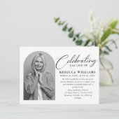 Elegante kalligrafie Viering van het leven Begrafe Kaart (Staand voorkant)