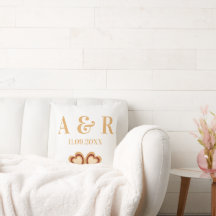 Elegante kussenhoes met monogram voor het huwelijk