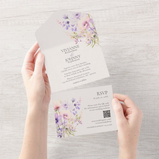 Elegante Lavendel Bloemen Wildbloemen QR RSVP All In One Uitnodiging (Afscheurbaar)