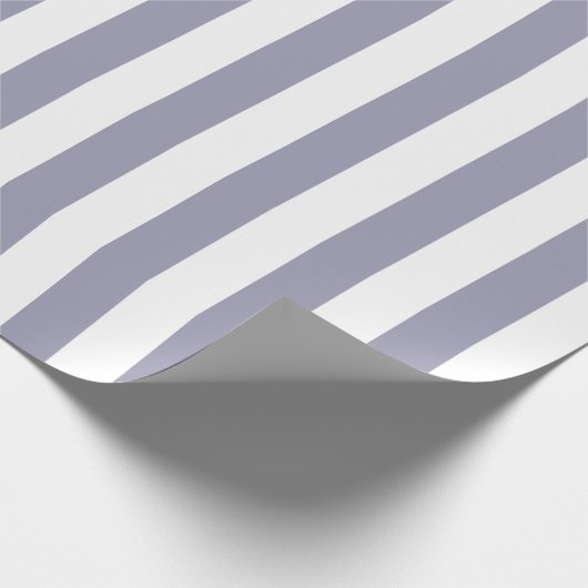 Elegante Lavendel en Wit Gestreept Patroon Cadeaupapier (Hoek)