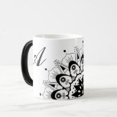 Élégante lettre de script noir Mandala Mug magique (Devant gauche)