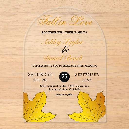 Elegante luxe zwart en goud bladeren herfst bruilo acryl uitnodigingen (Voorkant)