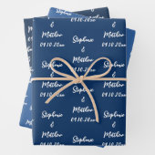 Elegante marine blauwe bruid bruidegom namen bruil inpakpapier vel (In situ)