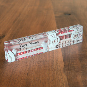 ELEGANTE MARMEREN KOLOM, ROOD BLAUW INTERIEUR ONTW NAAMBORDJE