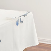 Elegante mees op wit tafelkleed (Voorbeeld)