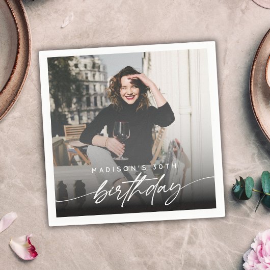 Elegante minimale verjaardagsfeestje foto modern s servet