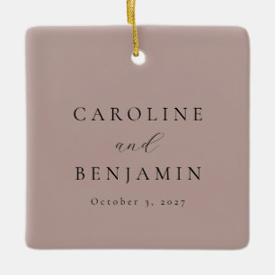 Elegante Minimalistische Stofachtige Mauve Kalligr Keramisch Ornament
