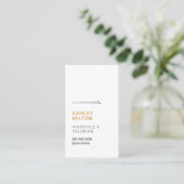 Elegante minimalistische witte kapper visitekaartje (Staand voorkant)