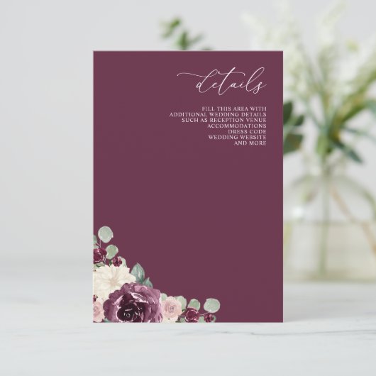 Elegante moderne botanische pruim bloemenbruiloft informatiekaartje (Staand voorkant)