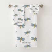 Elegante moderne libellen en script op wit bad handdoek (Insitu)