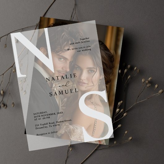 Elegante moderne minimalistische gedurfde Initiale Vellum Uitnodigingen