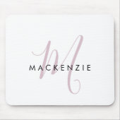 Elegante Moderne Witte Blush Roze Script Monogram Muismat (Voorkant)