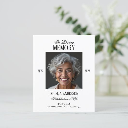 Elegante moderne zwart-wit foto begrafenisprogramm (Staand voorkant)