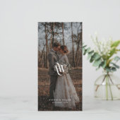 Elegante Monogram Bladwijzer QR-code Rustieke Foto Save The Date (Staand voorkant)