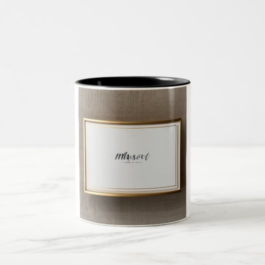 Élégante Mug Sip (Centre)