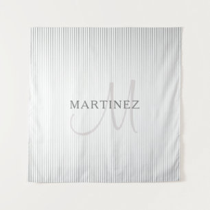 Elegante naammonogram & dunne grijze ombre strepen wandkleed