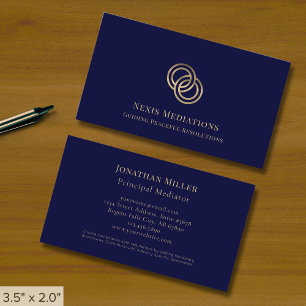 Elegante Navy Blue en Gold Logo Visitekaartje
