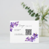 Elegante Orchidee script bruiloft QR-code RSVP Kaartje (Staand voorkant)