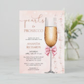 Elegante Parels en Prosecco Bruidsdouche Folie Uitnodiging (Staand Voorkant)