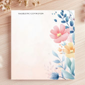 Elegante  pastelbloem gepersonaliseerde naam notitieblok