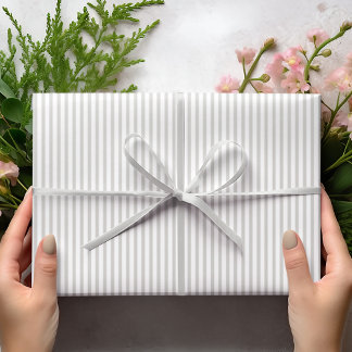 Elegante Pearl Grey Dunne Strepen Cadeaupapier