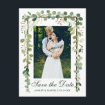 Élégante Photo Botanique Verte Faire-Part de Maria<br><div class="desc">Moderne Élégant,  Feuilles d'Eucalyptus Vert Botanique,  Cadre en Bois,  Enregistrer La Date de Mariage Carte Postale Photo</div>