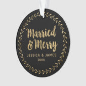 Élégante photo mariée et joyeuse mariée (devant)