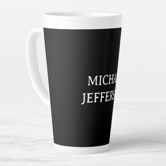 Elegante Plain Zwart Wit Gepersonaliseerde Custom Latte Mok (Linkerhoek)
