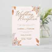 Elégante Réception de mariage botanique Invitation (Debout devant)