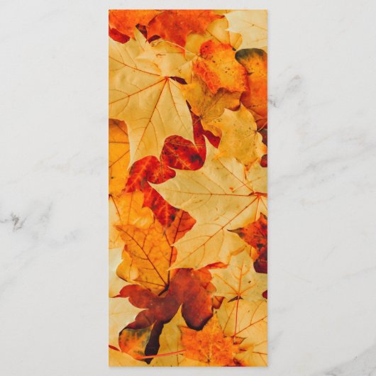 Elegante rode gouden herfstbladeren herfstbruiloft menu (Achterkant)