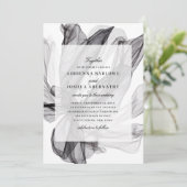 Elegante Rokerige Bloemige Zwarte en Witte Bruilof Kaart (Staand voorkant)